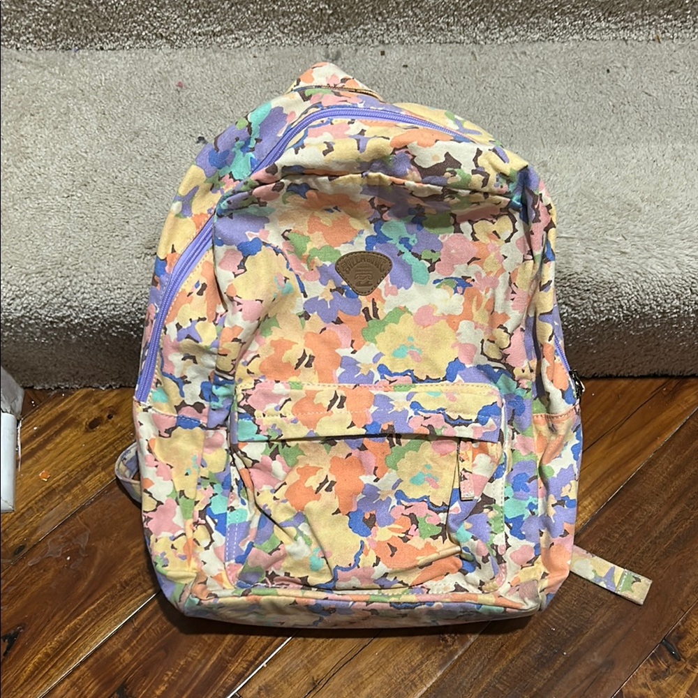 Colorful billabong Backpack. Barely used at all
